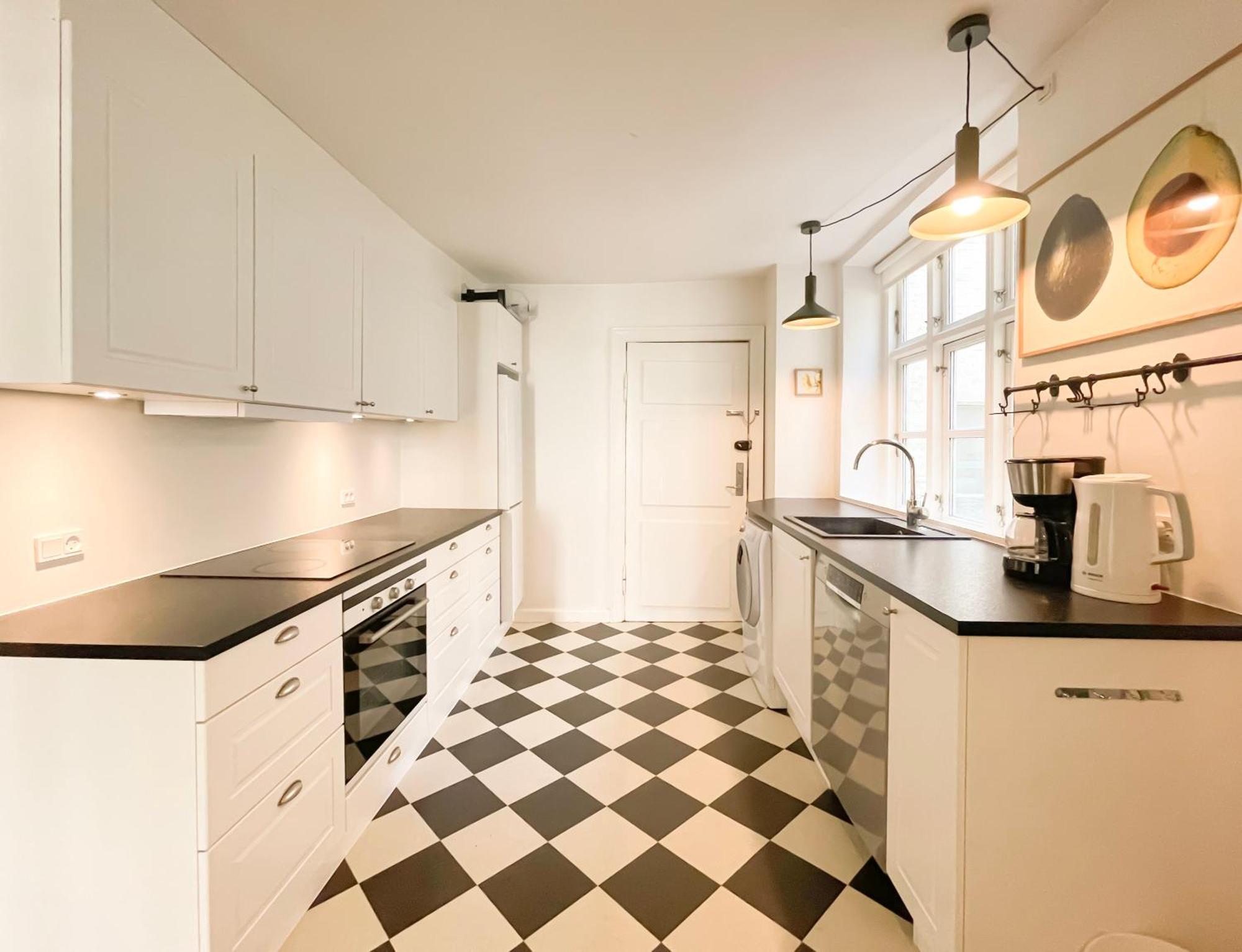 Large Apartment With 4 Bedrooms In コペンハーゲン エクステリア 写真